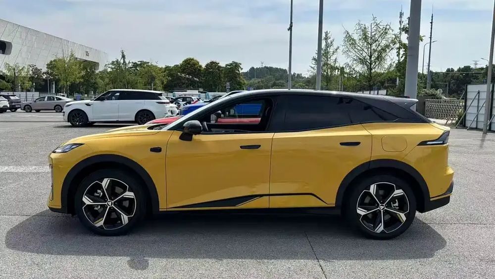 Deepal S07 300 ultra 2026/ беж/фиолет с допами желтый с допами