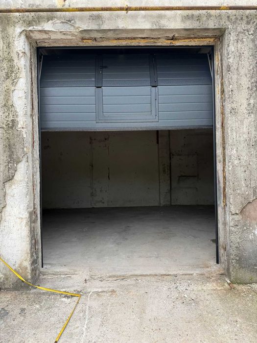 Hala 200MP ,  zona GIulesti pretabil , depozit , service auto  , etc