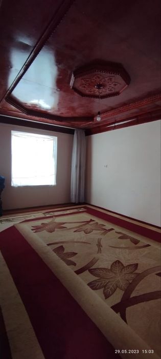 Ховли уй сотилади.