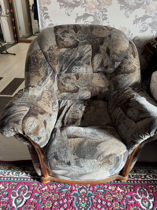 Угловой диван с креслом