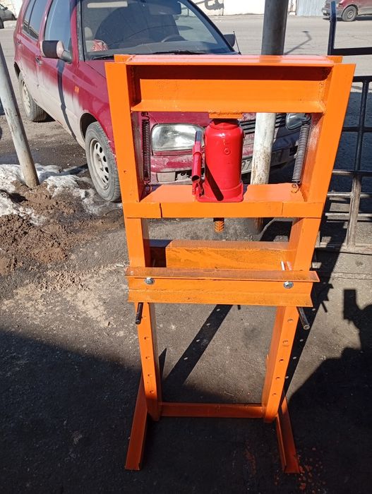 Прес гидравлический