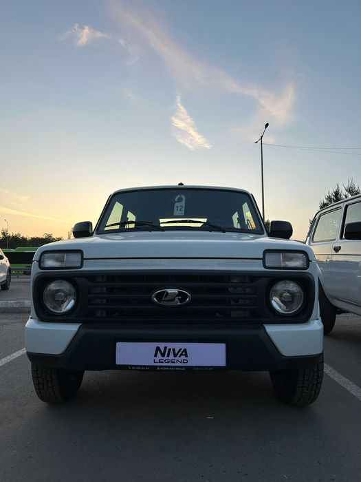 LADA Niva Legend