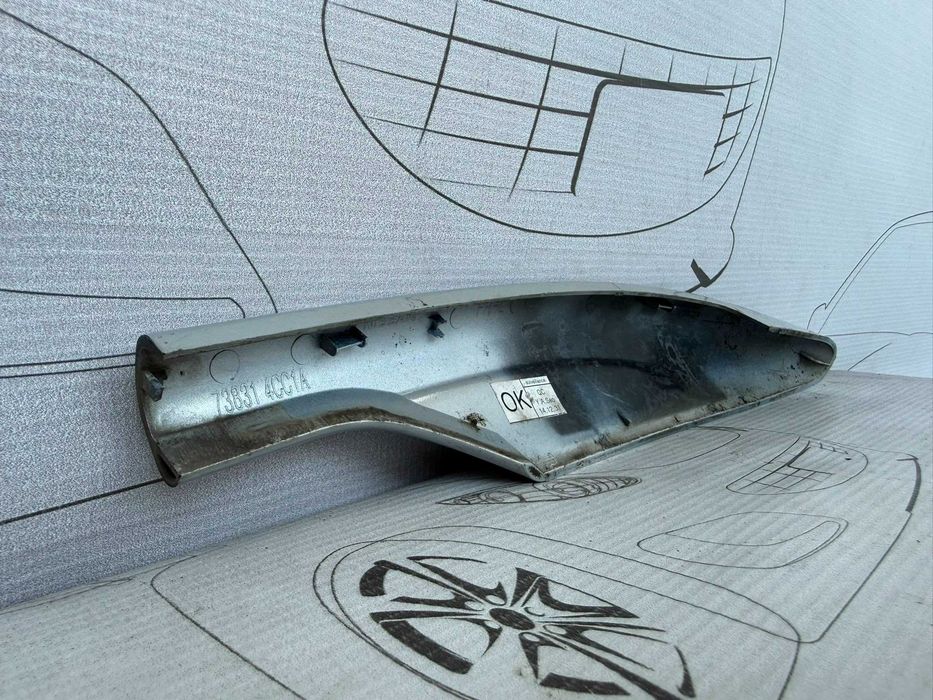 Capac Ornament Bare Plafon Fata Stanga Nissan X-Trail 2015 / 2014-2021 Cod OEM 738314CC1A (5B2)