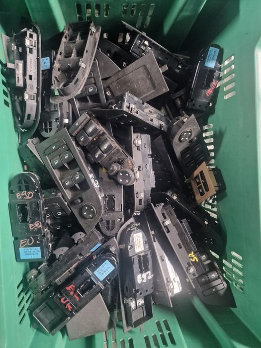 Comanda butoane geamuri electrice bmw e87 e82 e90 e91 e92 e93 f20 f21 f30 f32 f36 f10 f01 f06 f13 f34 f33 g20 g21 g26 g30 g31 g01