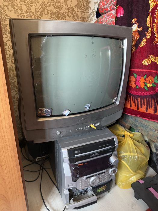 телевизор в отличном состоянии