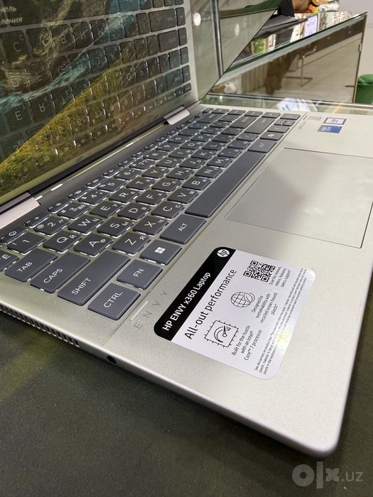 HP Envy x360/Intel Core 7 150U/16/512