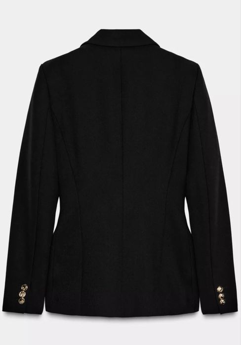 Продам двойку Zara