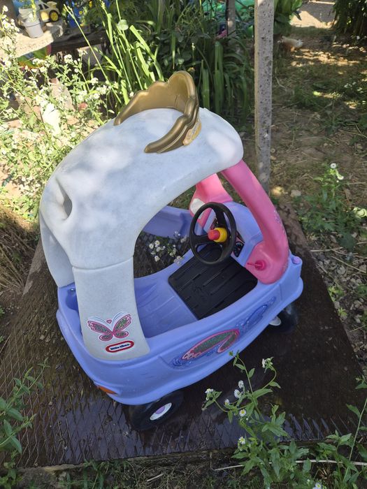 Кола за бутане  Little tikes