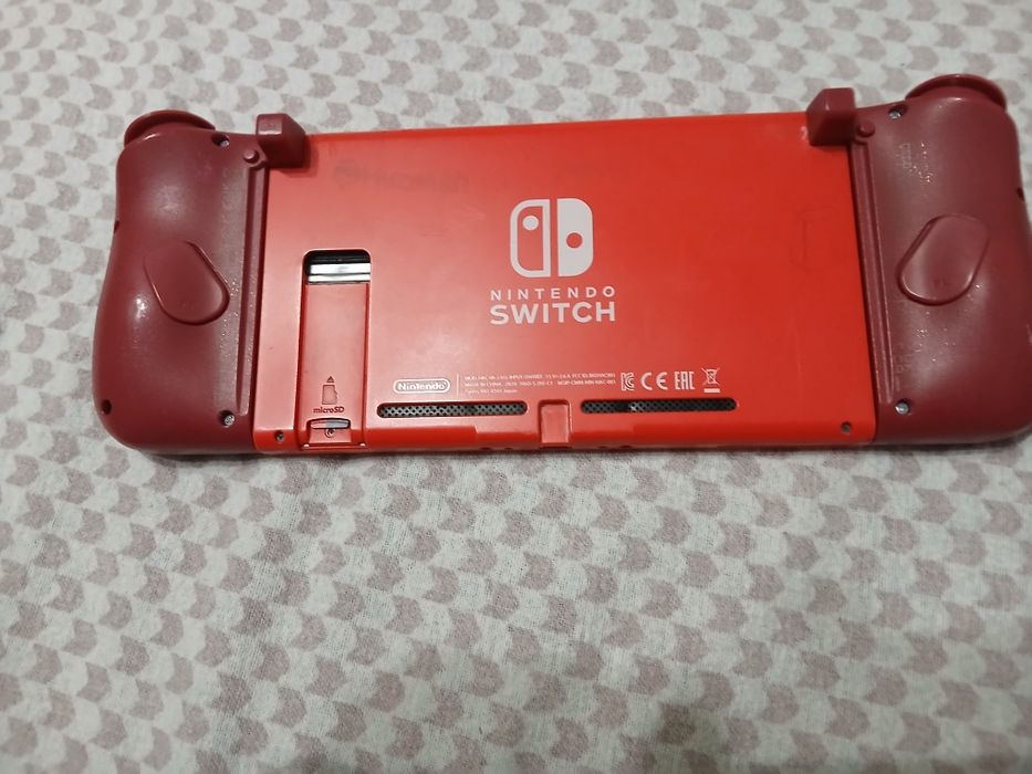 Nintendo switch split pad + doua jocuri