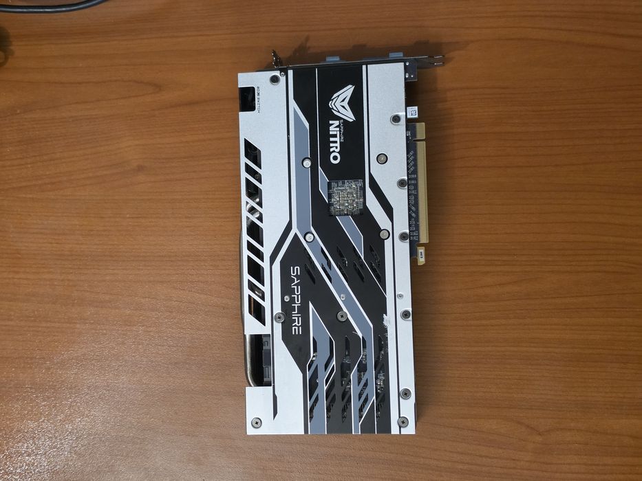 Sapphire Nitro+  RX570 8gb ddr5 256bit.