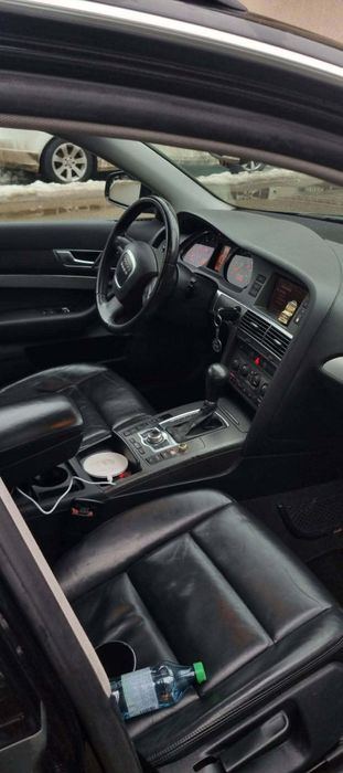 Audi A6C6

Audi A6C6
2.7
Automat
7+1
2006

 Ca si dotari : 

Tri