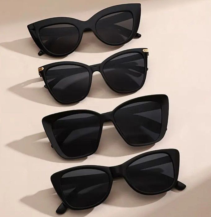 Очки солнцезащитные.