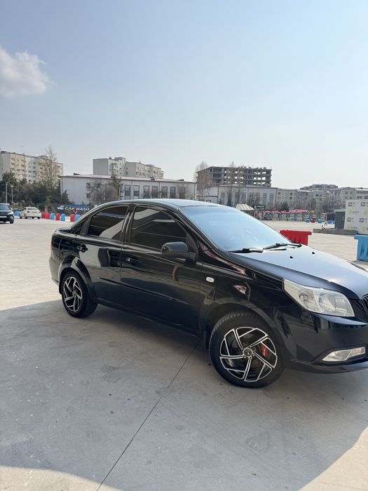 Qora nexia 3 avtomat evro