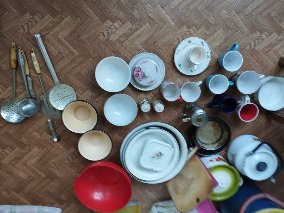 Даром посуда разная