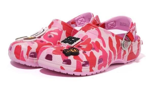 тапочки Crocs x Bape