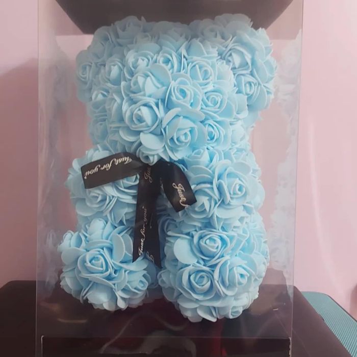 Мече и зайче от рози