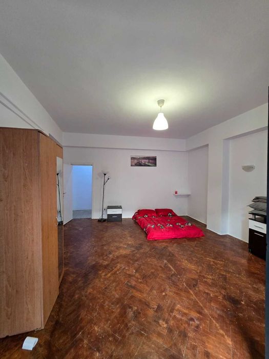 Apartament de închiriat 4 camere