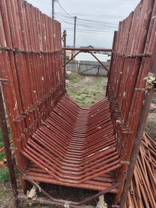 Schelă metalică de vânzare