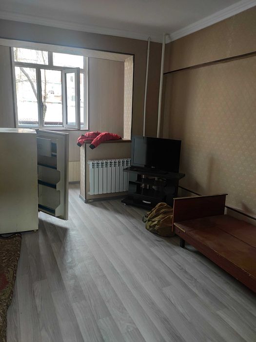 Сдается квартира 1-комнатная в центре города.