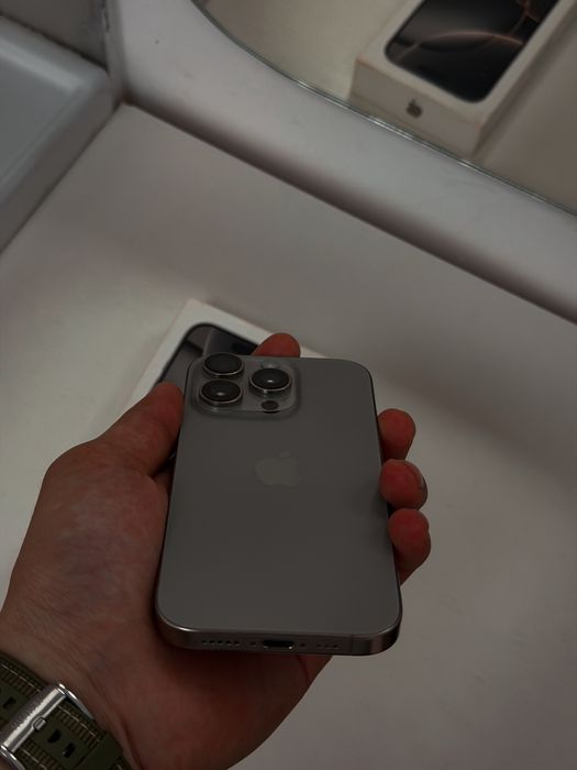 iPhone 16 Pro/256GB/ Айфон 16 Про/256ГБ