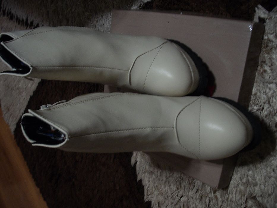 дамски боти от естествена кожа