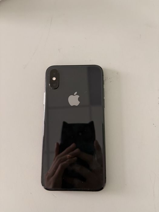 продам айфон XS