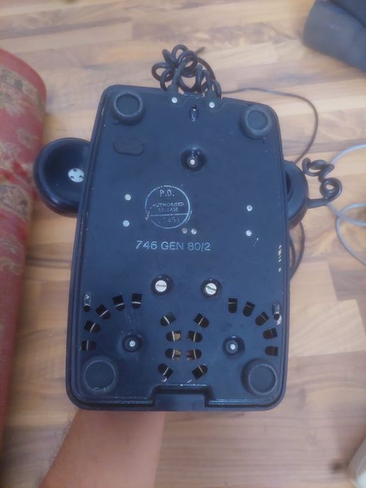 Telefon fix cu disc ,anii 1970 ,model vintage,vechi