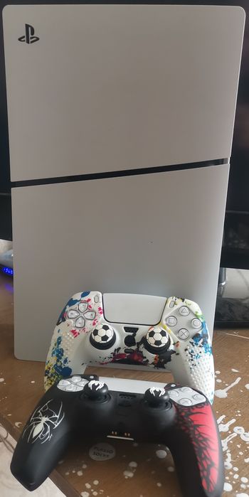 Продаётся PS 5 slim