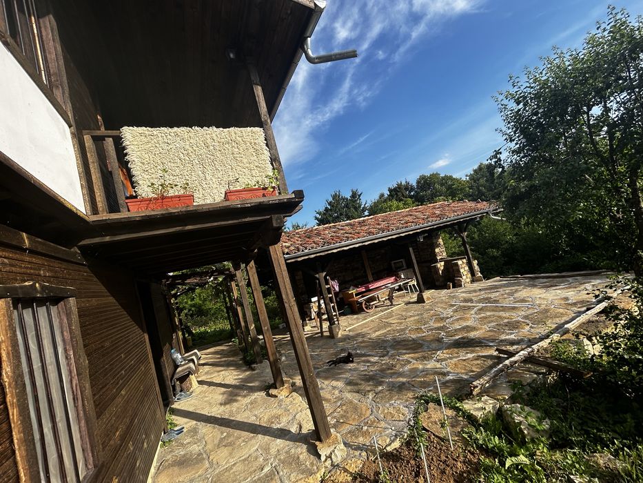 Иларионовата къща – къща за гости в Еленския Балкан, с. Палици