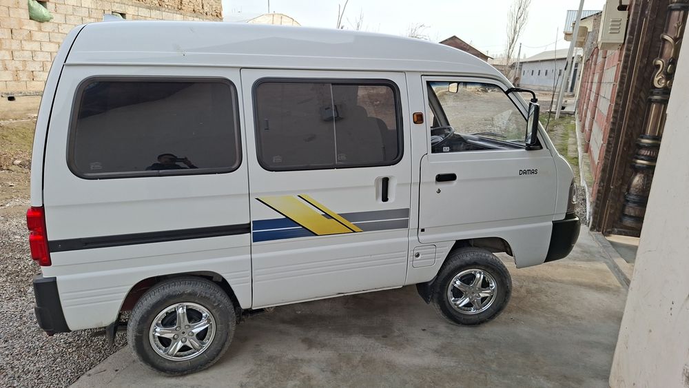 Мошна тоза ,4 юмщок болон,полик,апшипкала уралган ,стойка потолок урал