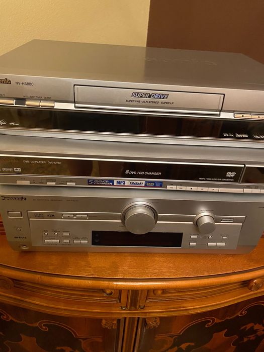 Amplificator  Panasonic  profesional ,DVD si VHS