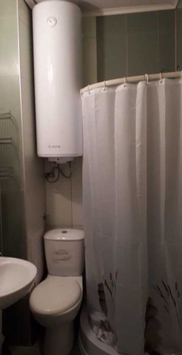 Дава се под наем Двустаен апартамент в Пловдив, Изгрев - 65 кв.м за 209.1 € - Снимка #2