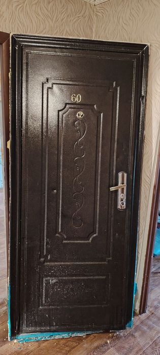 Сыртқы есік сатылады