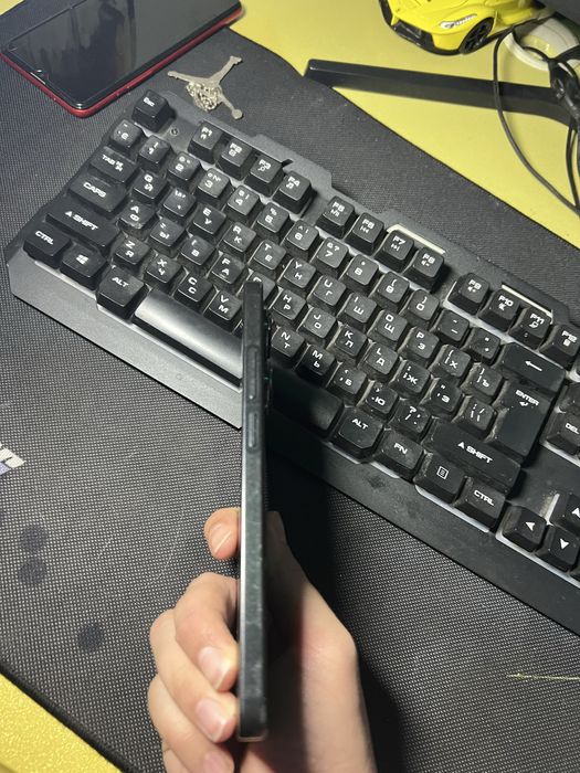 продаю редми нот 13 про обмен интересует