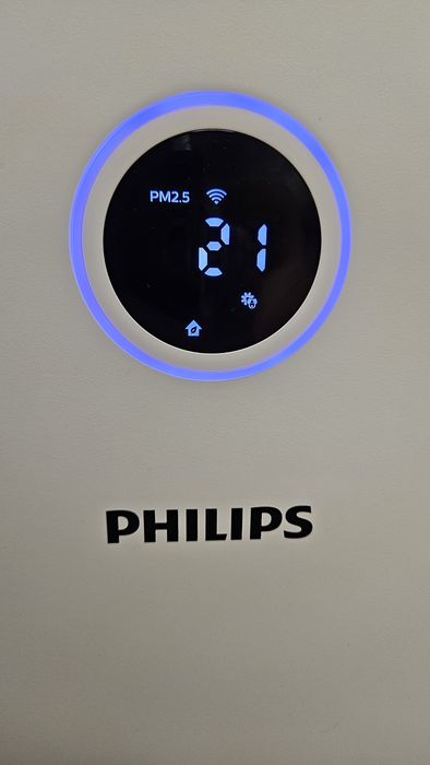 Очиститель и увлажнитель воздуха Philips