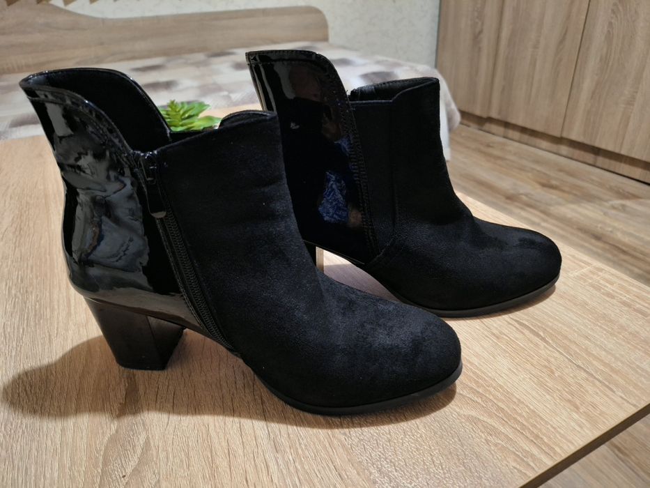 Дамски боти къси