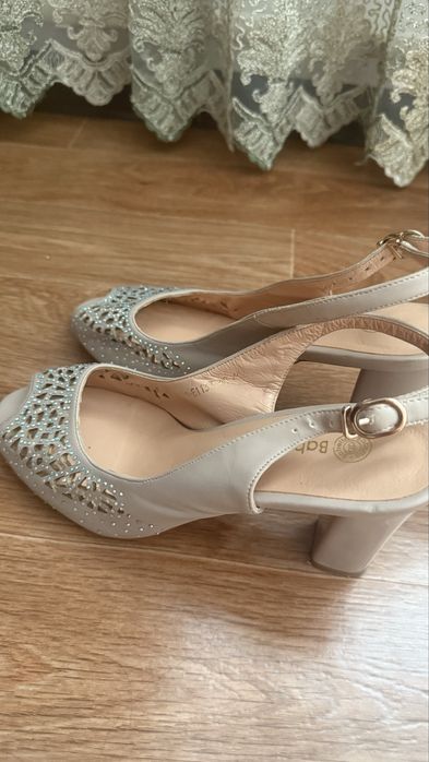 Туфли женские 39-40