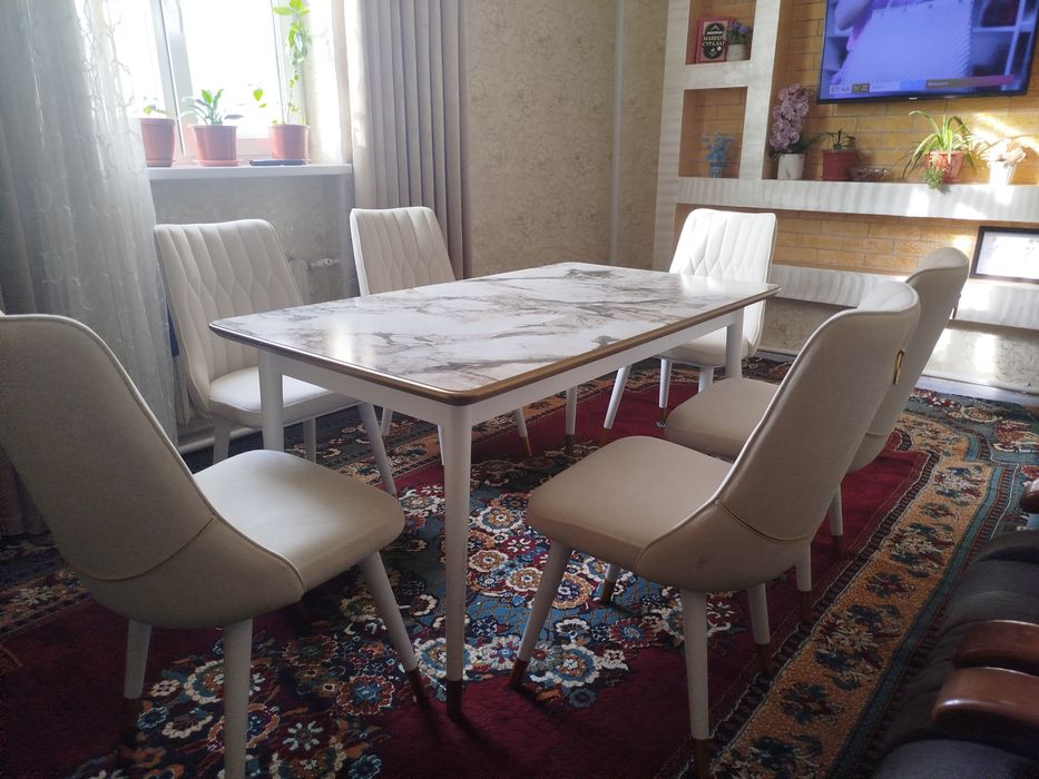 Продаётся Кухоны 1-Стол 6- стуля новый