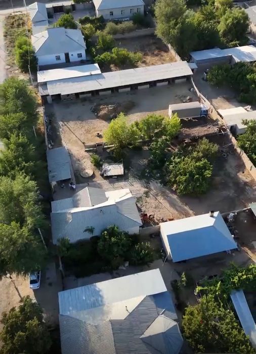 Продается дом с земельным участком