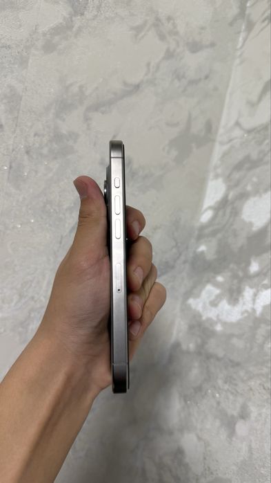 Iphone 15pro 256gb 90%