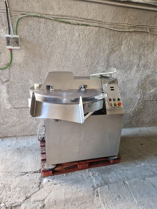 Kutter,cutter,cuter cu malaxare 65 l inox