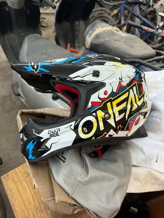 Каска Oneal enjoy the ride