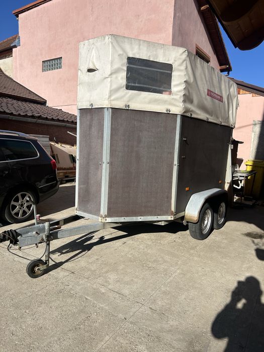 Remorca animale/ cai