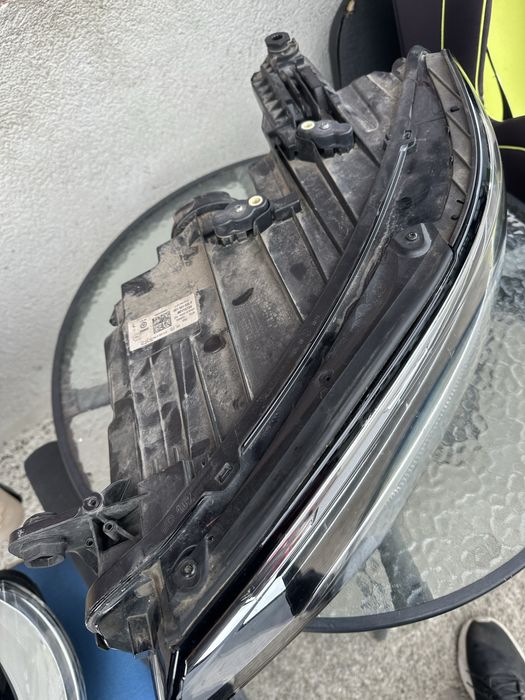 VW Passat 2020 Led Ляв фар Оем