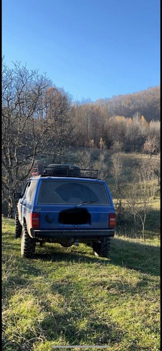 Se vinde jeep cheroche xj