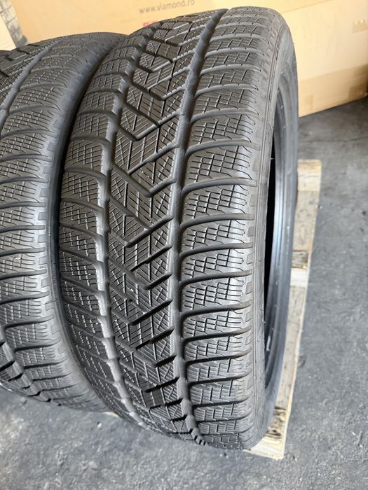 4 anvelope iarna 235/55/19 Pirelli DOT 2023!