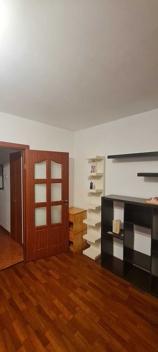 Inchiriez apartament 2 camere  Delavrancea