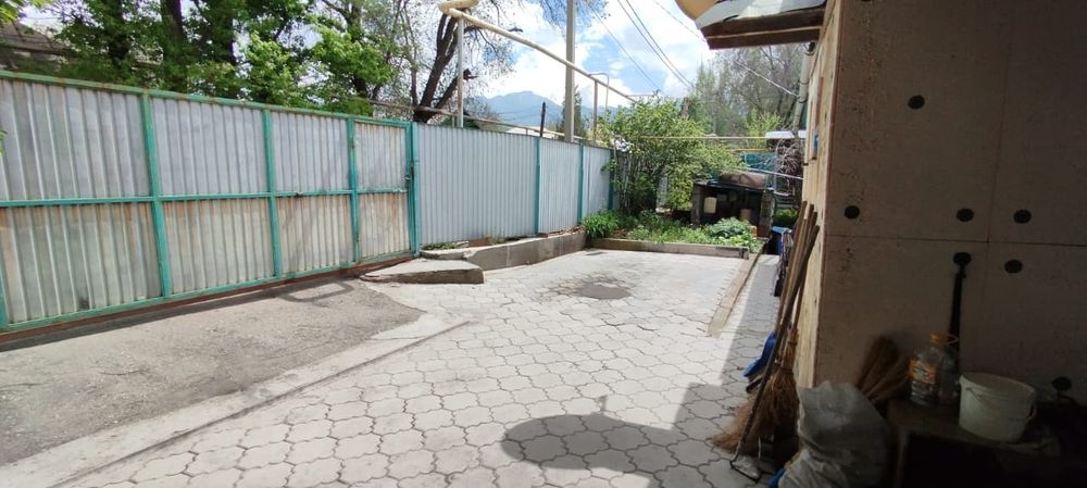 Продам дом с участком