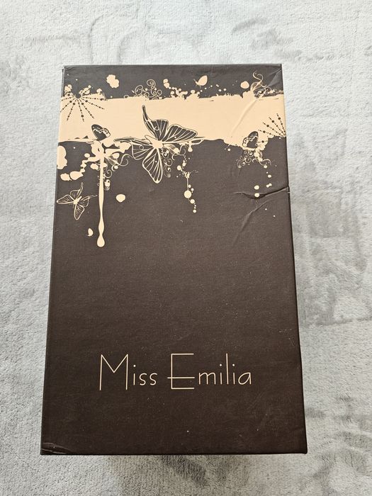 Стилни дамски обувки