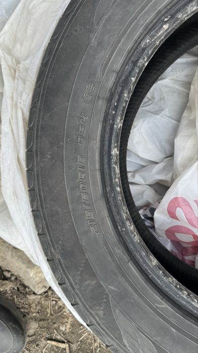 Продам пару летних шин